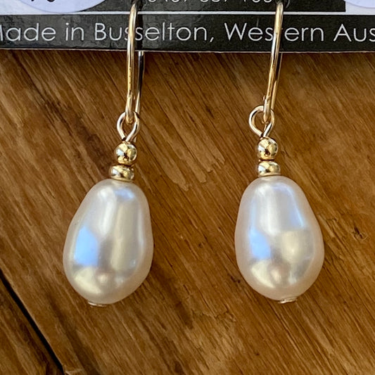 Teardrop Crystal Pearl Earrings