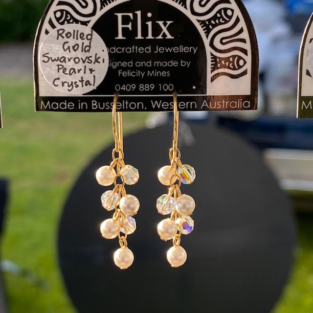 Small Soft Cluster Crystal and Pearl